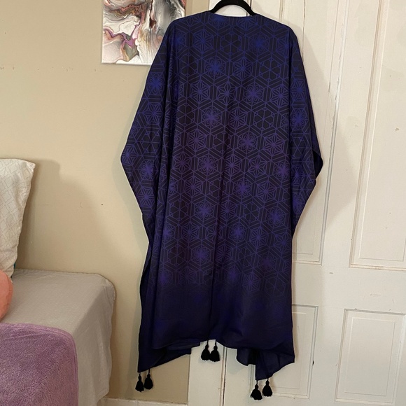 Threyda Psychedelic Kimono - Picture 2 of 3